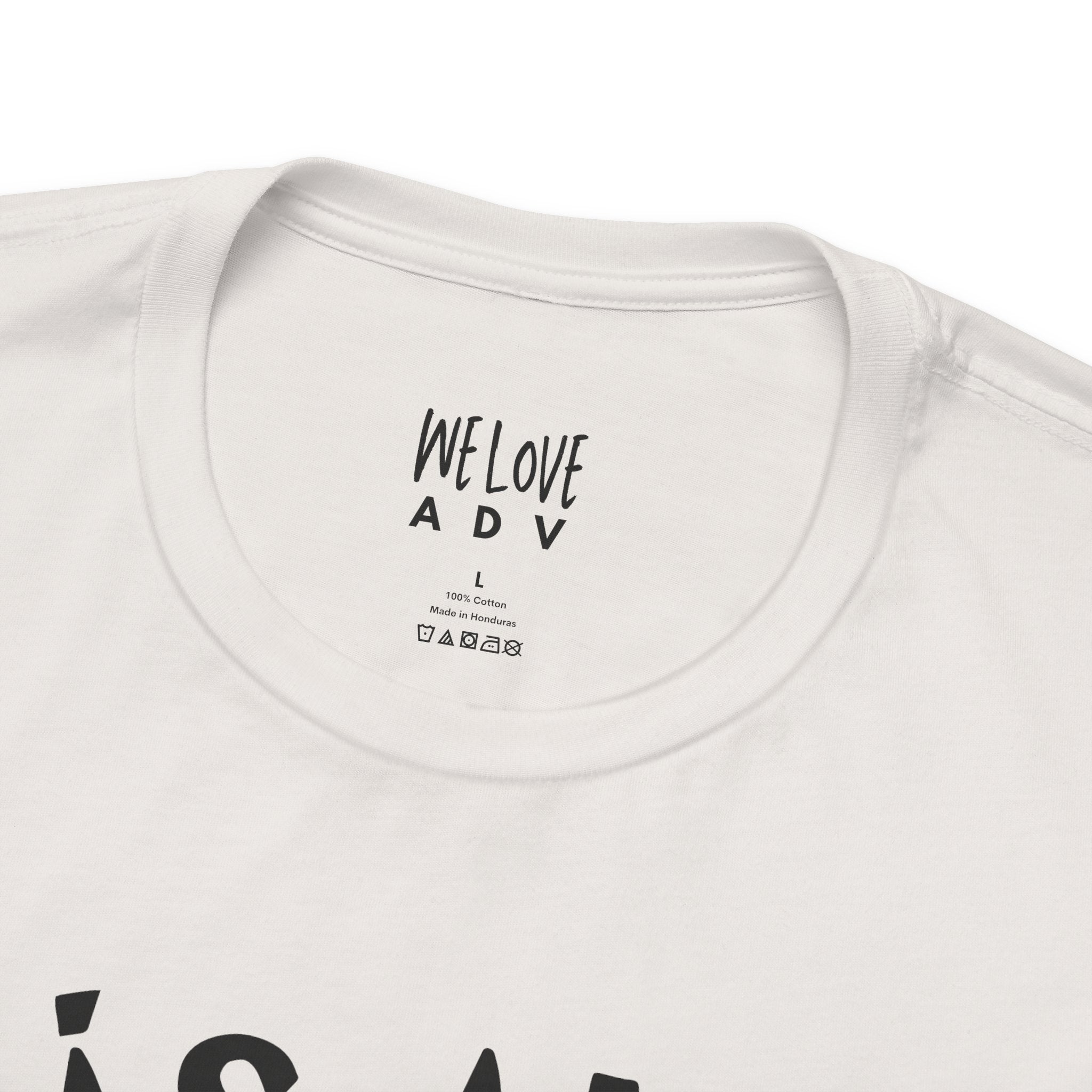 Más Amor, Por Favor Tee